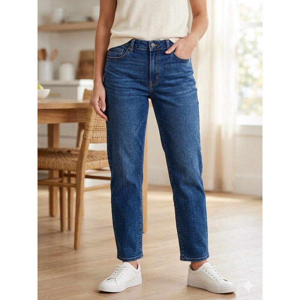 American Eagle Mom Jeans Womens 14S Med Wash Casual Classic Chic Minimal New